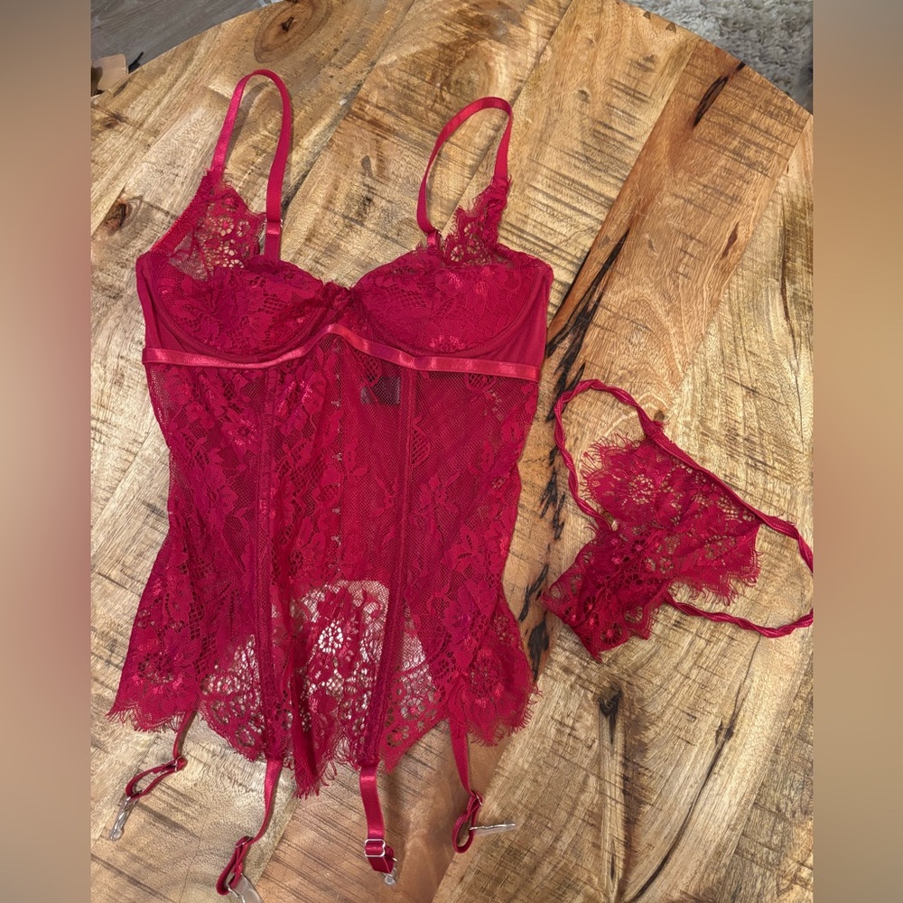 Frederick’s of Hollywood RED Size Small